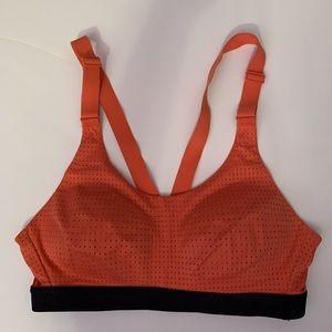 🌷 3/$18 NWOT VS Sports Bra